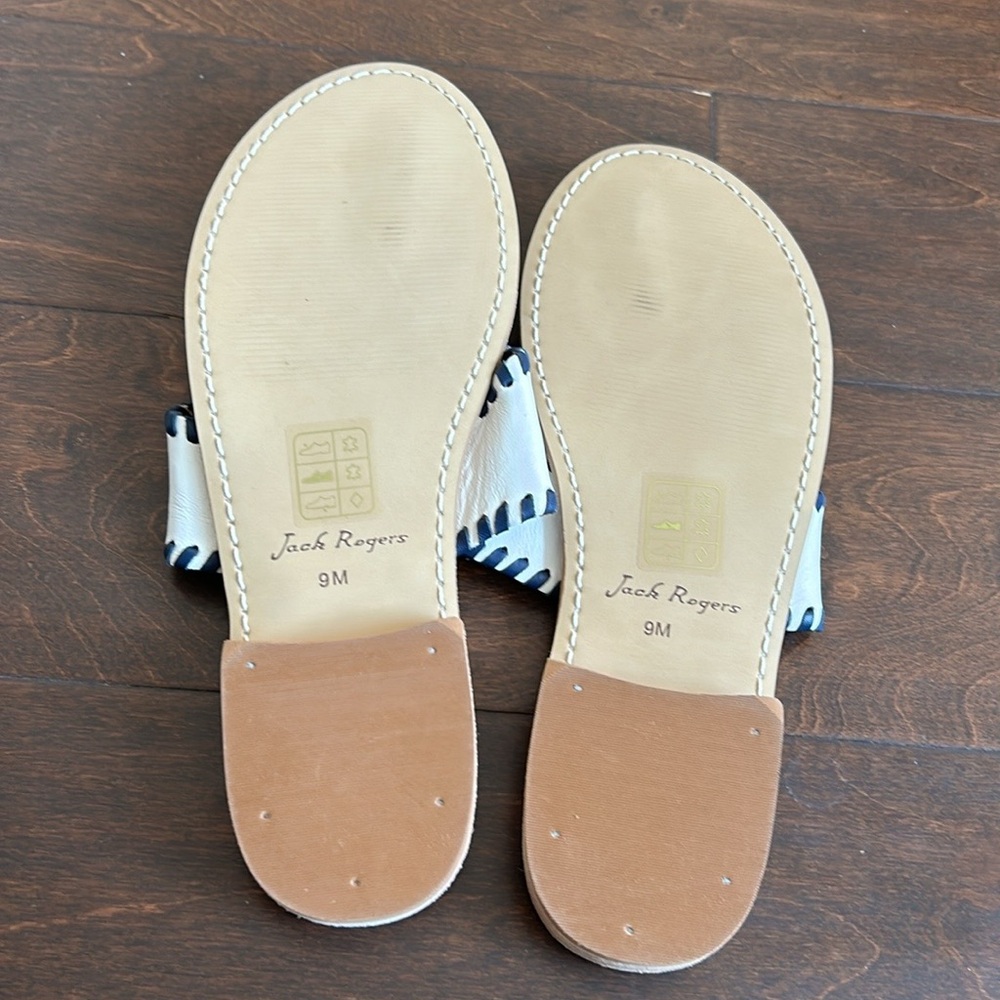 Jack Rogers "Pickleball" Embroidered Thong Sandals Size 9M NWOB - Picture 4 of 4